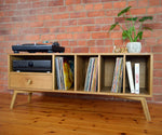 'Menyn' Solid Oak vinyl unit