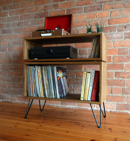 'Rhosin' solid oak, stacked media unit with hairpin legs